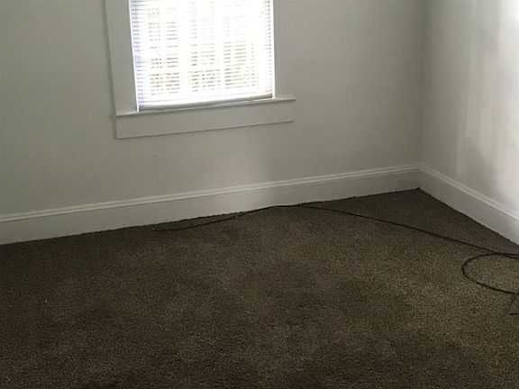 5th image of 304-A White St