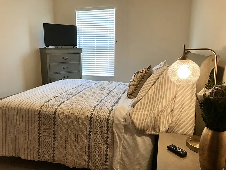 Eagle View Luxury Apartments — Photo 209