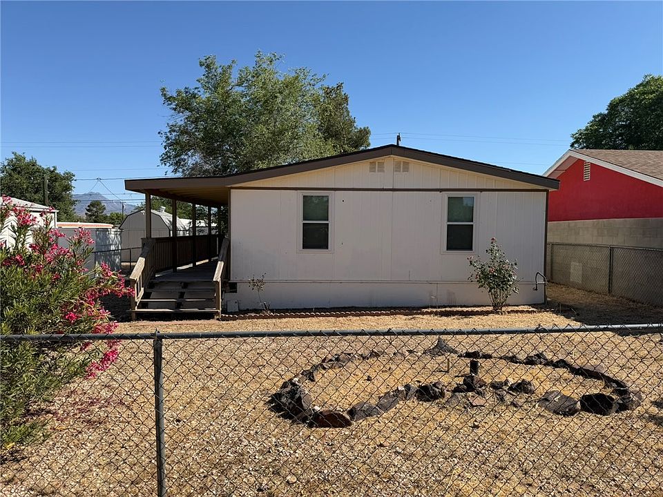 1st image of 3072 E Lass Avenue