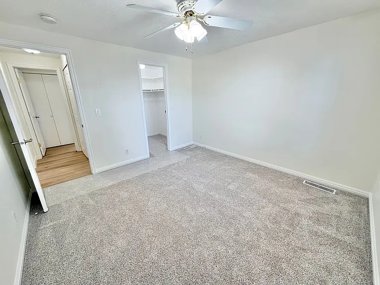 600 N 2450 E #904 — Photo 12