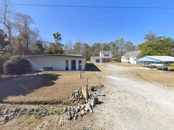 1179 Lake Road, Newport, NC 28570