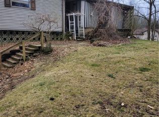 789 Lougeay Rd, Pittsburgh, PA 15235
