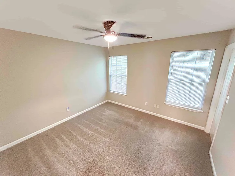 198 Timber Creek Ln SW — Photo 10