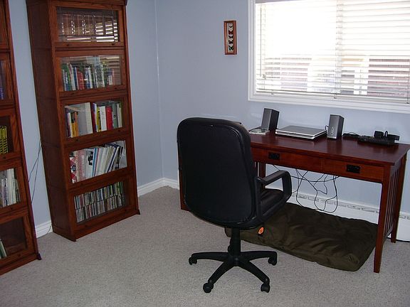Office (can be used as bedroom)
