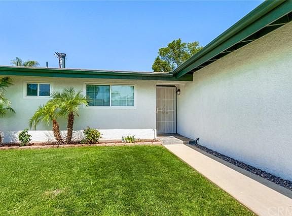 2nd image of 3561 Somerdale St