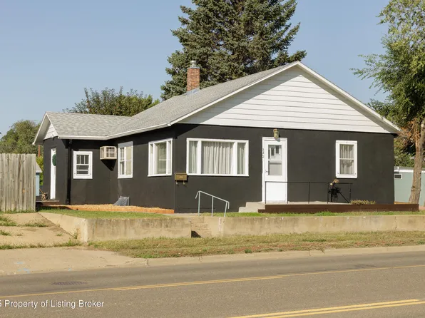 330 S Main Ave, Dickinson, ND 58601