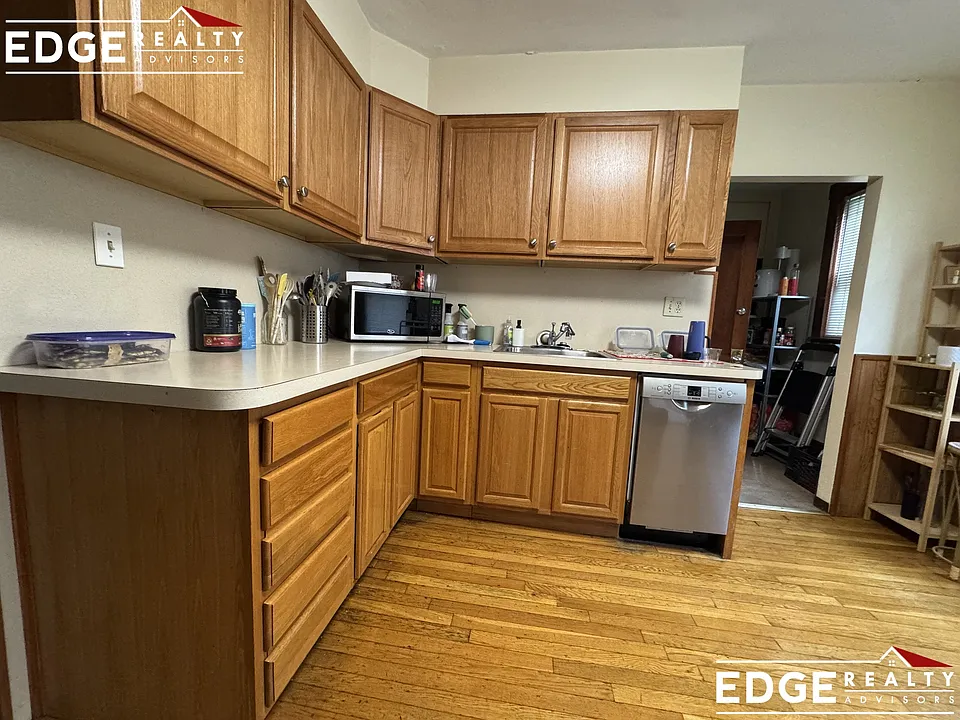144 Nonantum St #1A