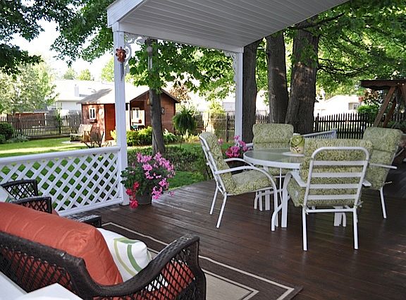 5th image of 364 Carol Ln