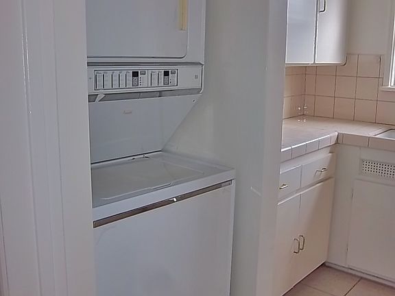 Laundry with Stackable