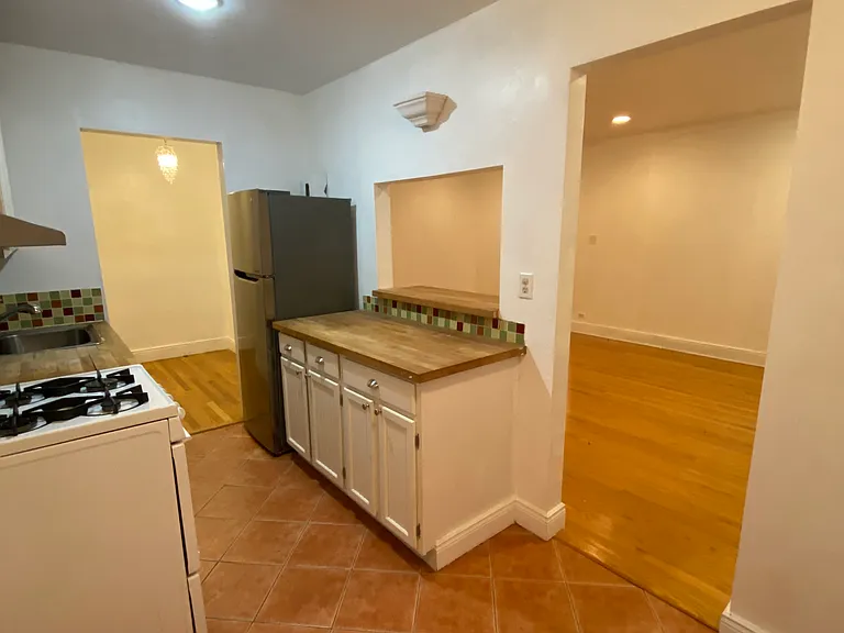 1 Broad Pkwy #6J — Photo 5