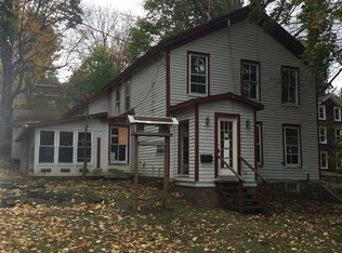 4 Locust St, Chatham, NY 12037