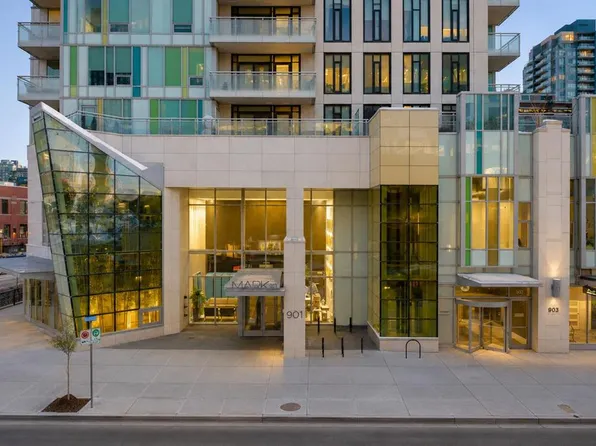 901 N 10th Ave SW #1808, Calgary, AB T2R 0B5