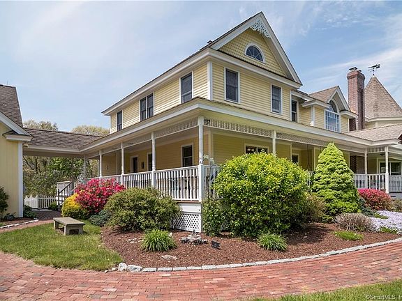 4th image of 45 Montauk Ave