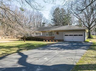 443 Vosburg Rd, Webster, NY 14580