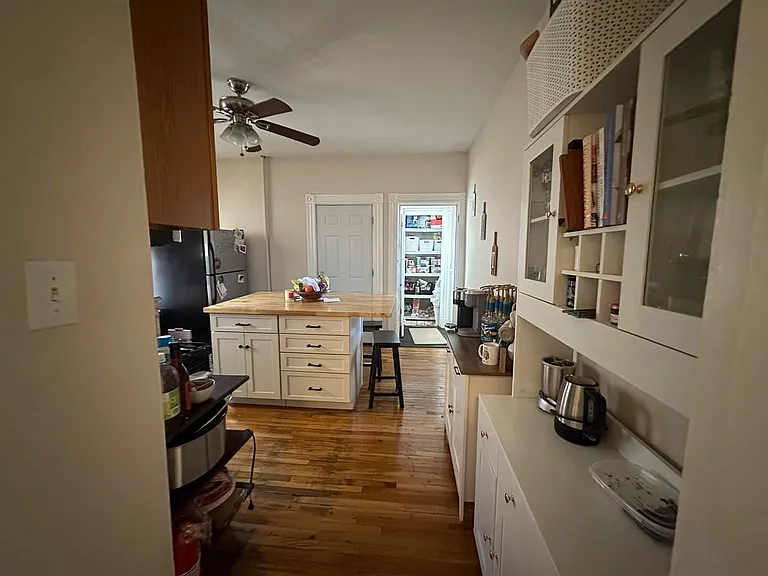 66 Romsey St #2 — Photo 1