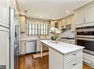 2919 Oxon Park St, Temple Hills, MD 20748
