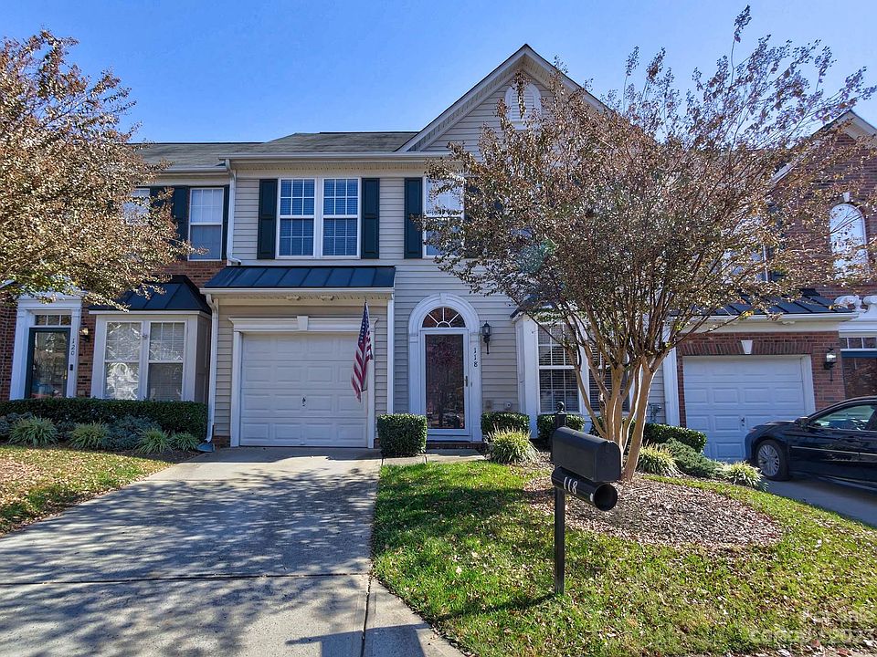 1st image of 118 N Arcadian Way