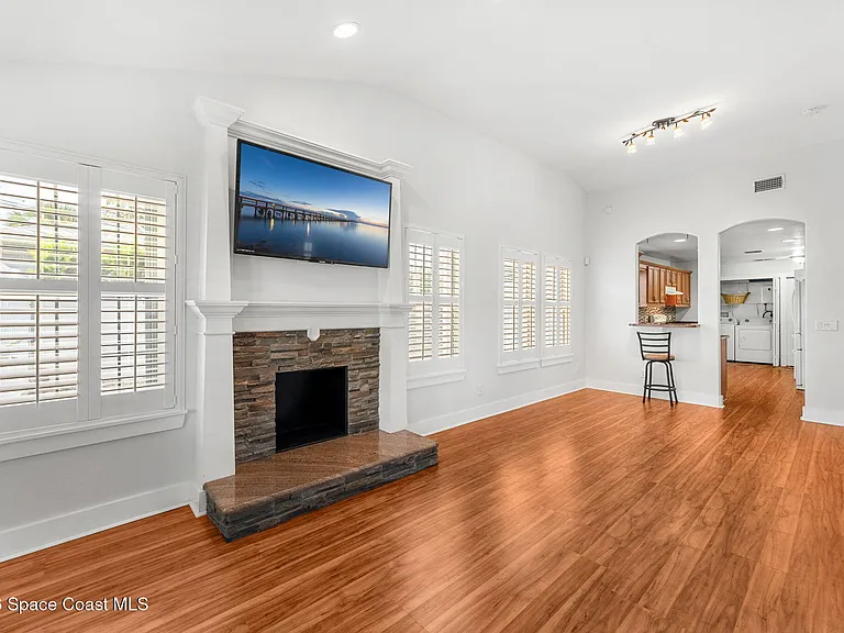 116 Rosa L Jones Dr — Photo 16