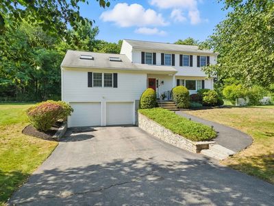 8 Eisenhaure Ln, North Reading, MA, 01864