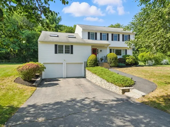 8 Eisenhaure Ln, North Reading, MA 01864