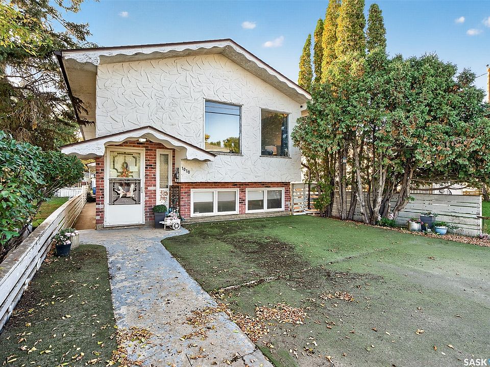 1st image of 1010 9th Avenue SW