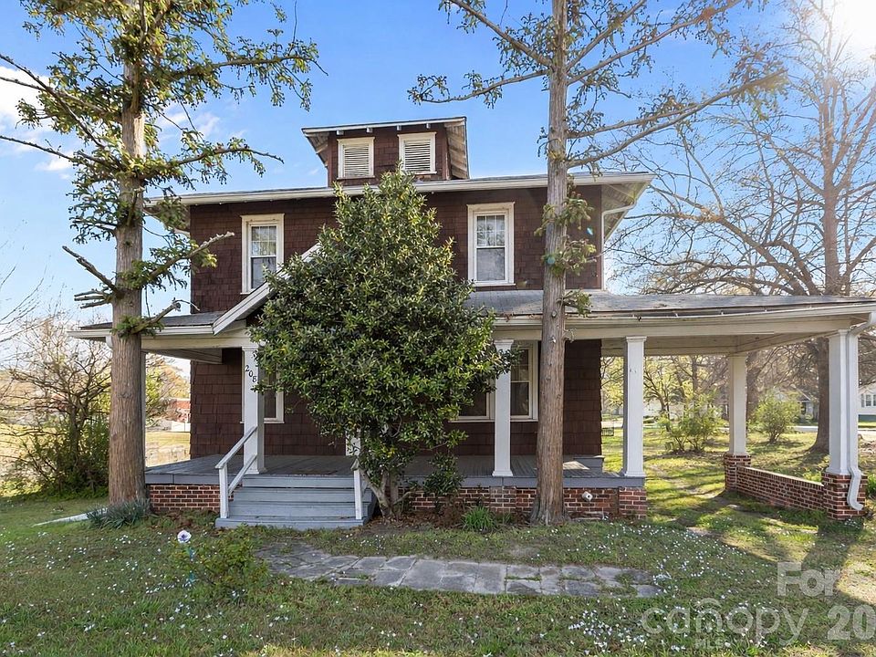 1st image of 208 S Myrtle School Rd