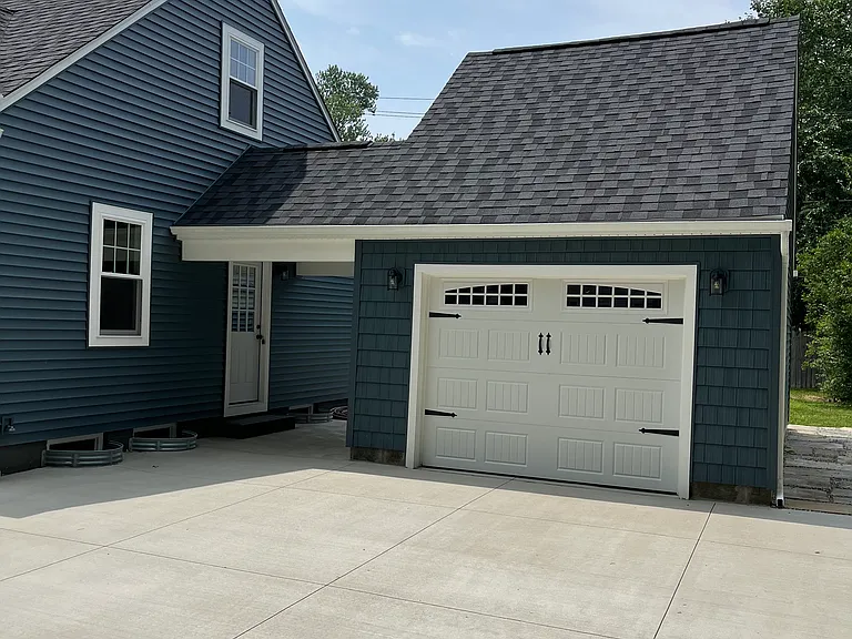 210 Berkshire Rd — Photo 5