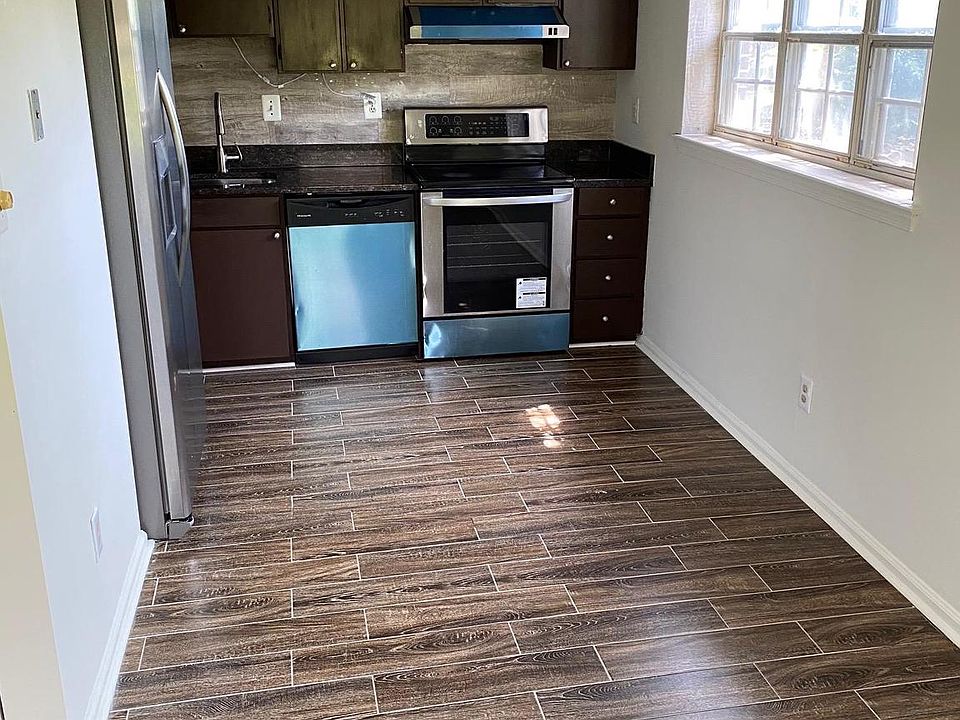 1st image of 4129 Weeping Willow Ct #142C