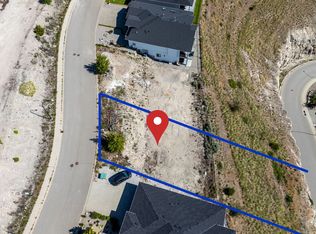6040 Gerrie Rd, Peachland, BC V0H1X4