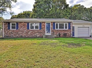 33 Delaware Ave, Cumberland, RI 02864