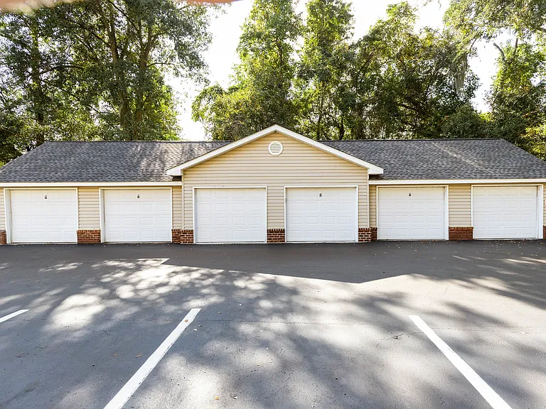 Preston Grove — Photo 19