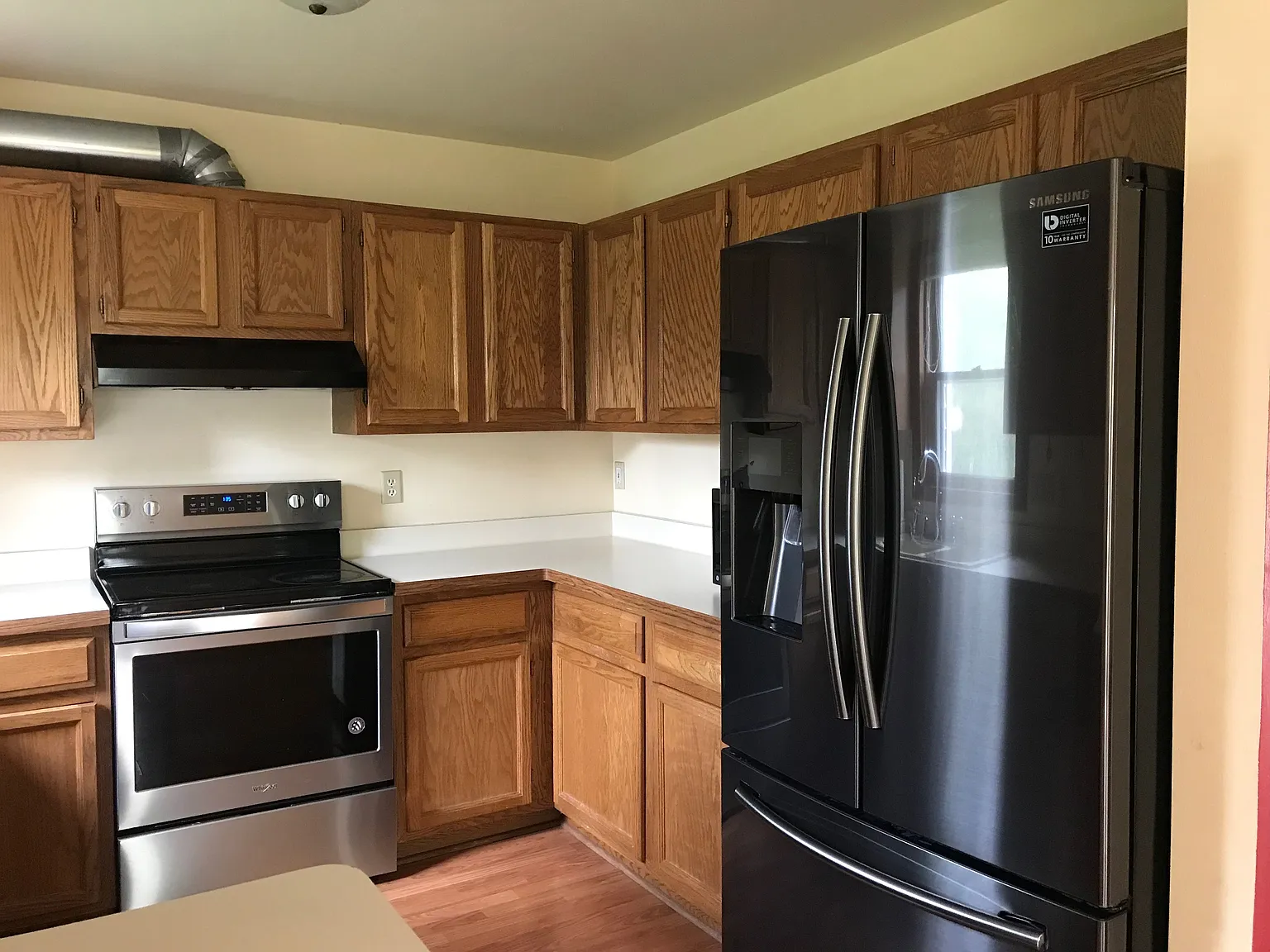 3 bed, 2.5 bath, 1400 sqft, $1,950 — Photo 3