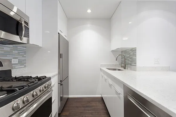 Rented by Compass | media 13