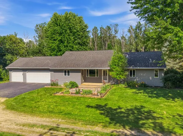 W2691 State Road 67, Mayville, WI 53050