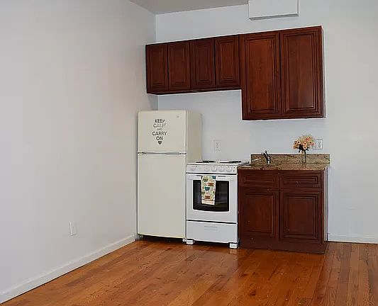 4th image of 194 Edgecombe Ave APT 3B