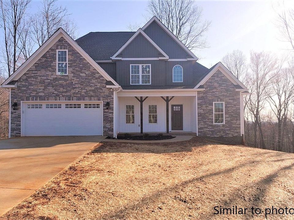 1st image of Highland Oaks Dr
