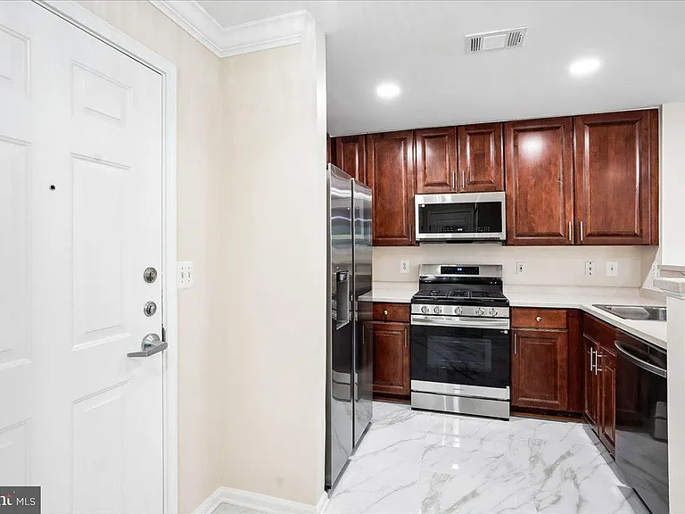 12001 Market St #T51 — Photo 4