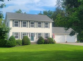 39 Higgins Dr, Hermon, ME 04401