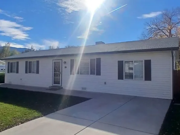 537 Crawford Ln, Palisade, CO 81526