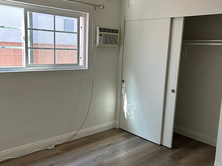 5716 Laurel Canyon Blvd #3 — Photo 7
