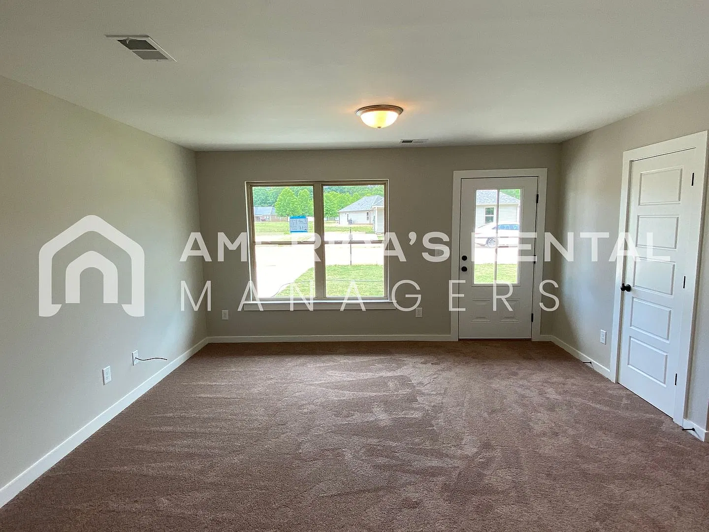 Home for rent in Talladega... Available to View with a 48 Hour Notice! — Photo 4