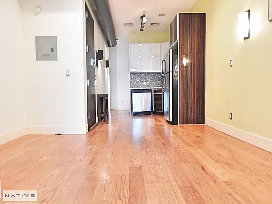 Rented by Native Real Estate LLC | media 8