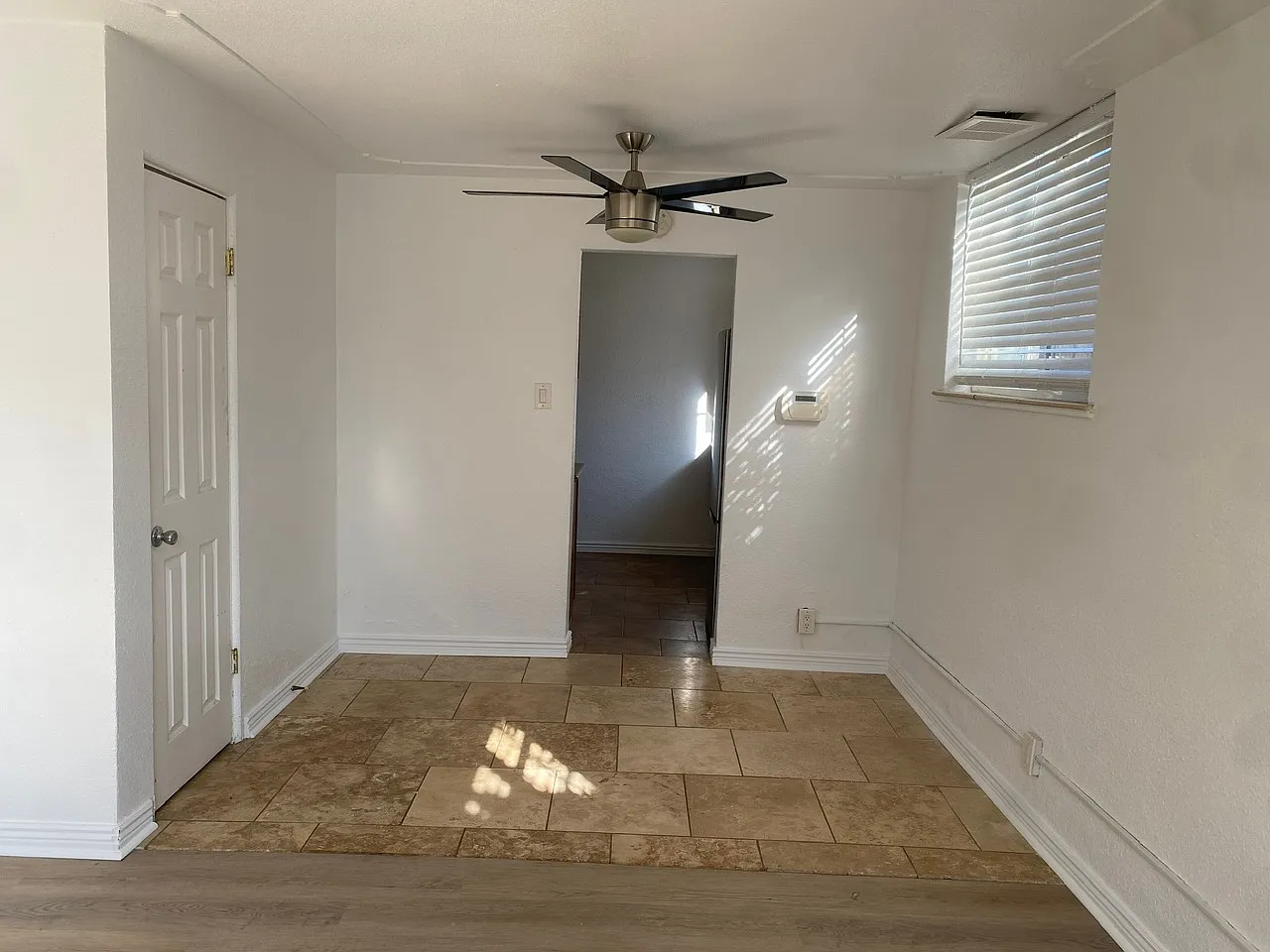2 bed, 815 sqft, $1,400 — Photo 3
