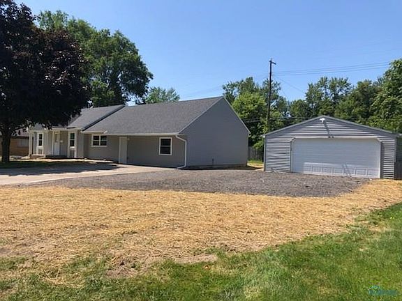 2nd image of 5611 Clover Ln
