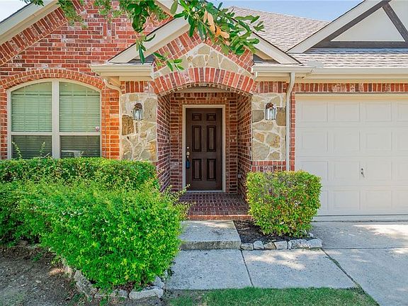 2nd image of 10501 Sexton Dr