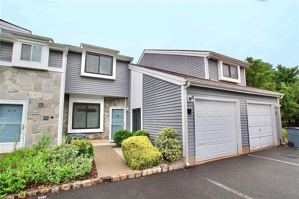 2 bed, 1430 sqft, $2,850 — Photo 3