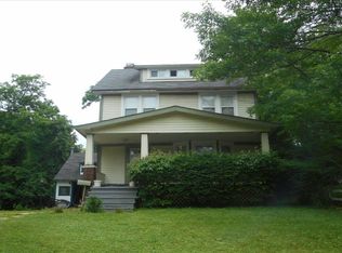 19706 Tiverton Rd, Cleveland, OH 44110