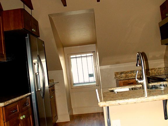 5th image of 1626 N Franklin St Floor 3