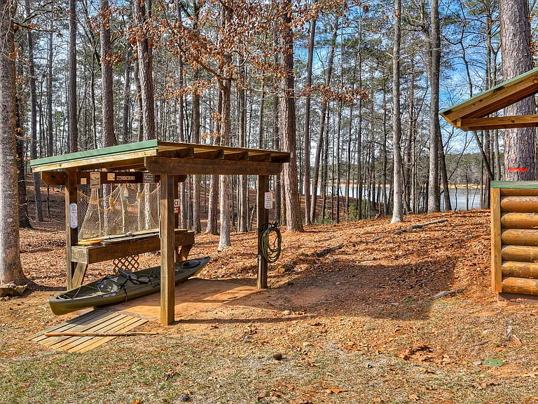 1700 Buckhead Rd — Photo 10