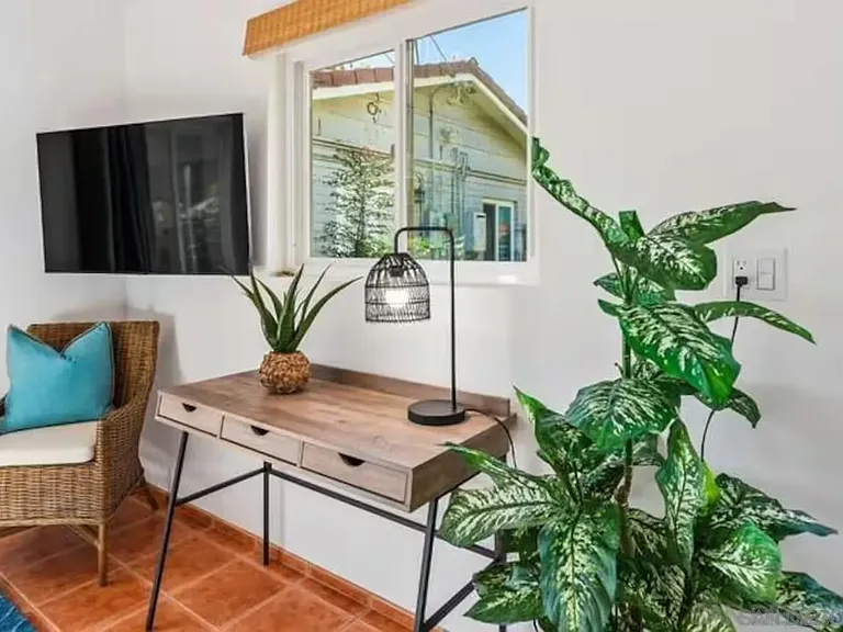 8373 El Paseo Grande — Photo 47